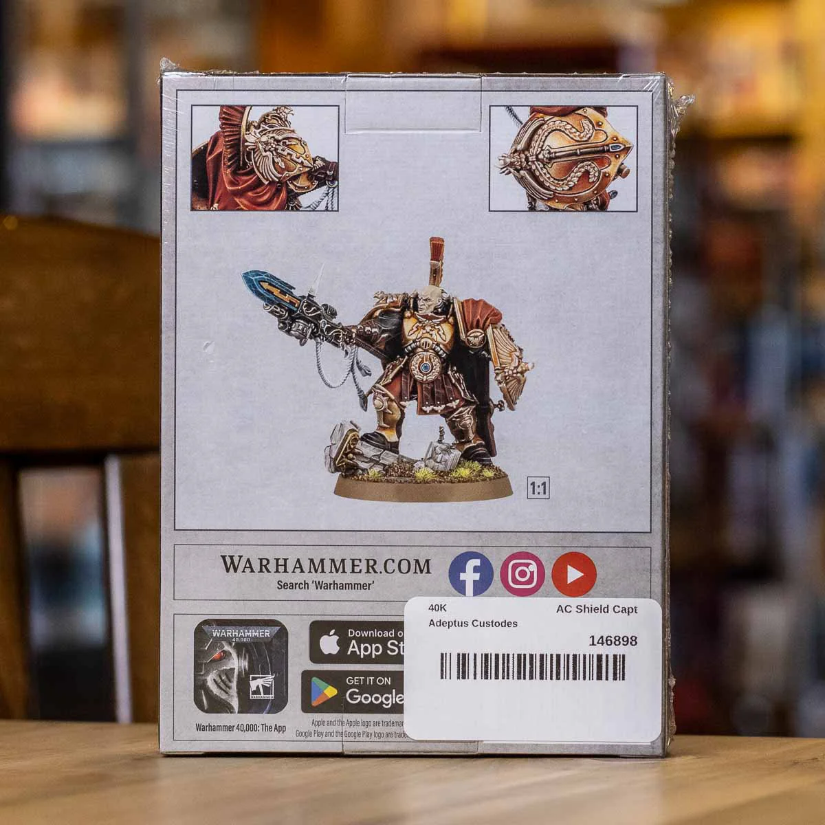 Warhammer 40K - Shield-Captain - Image 2